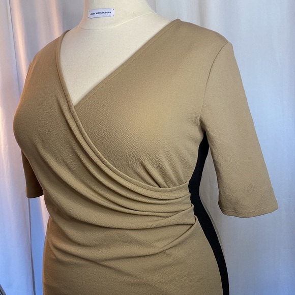 Tan & Black Wrap Body Con Dress - Picture 3 of 6